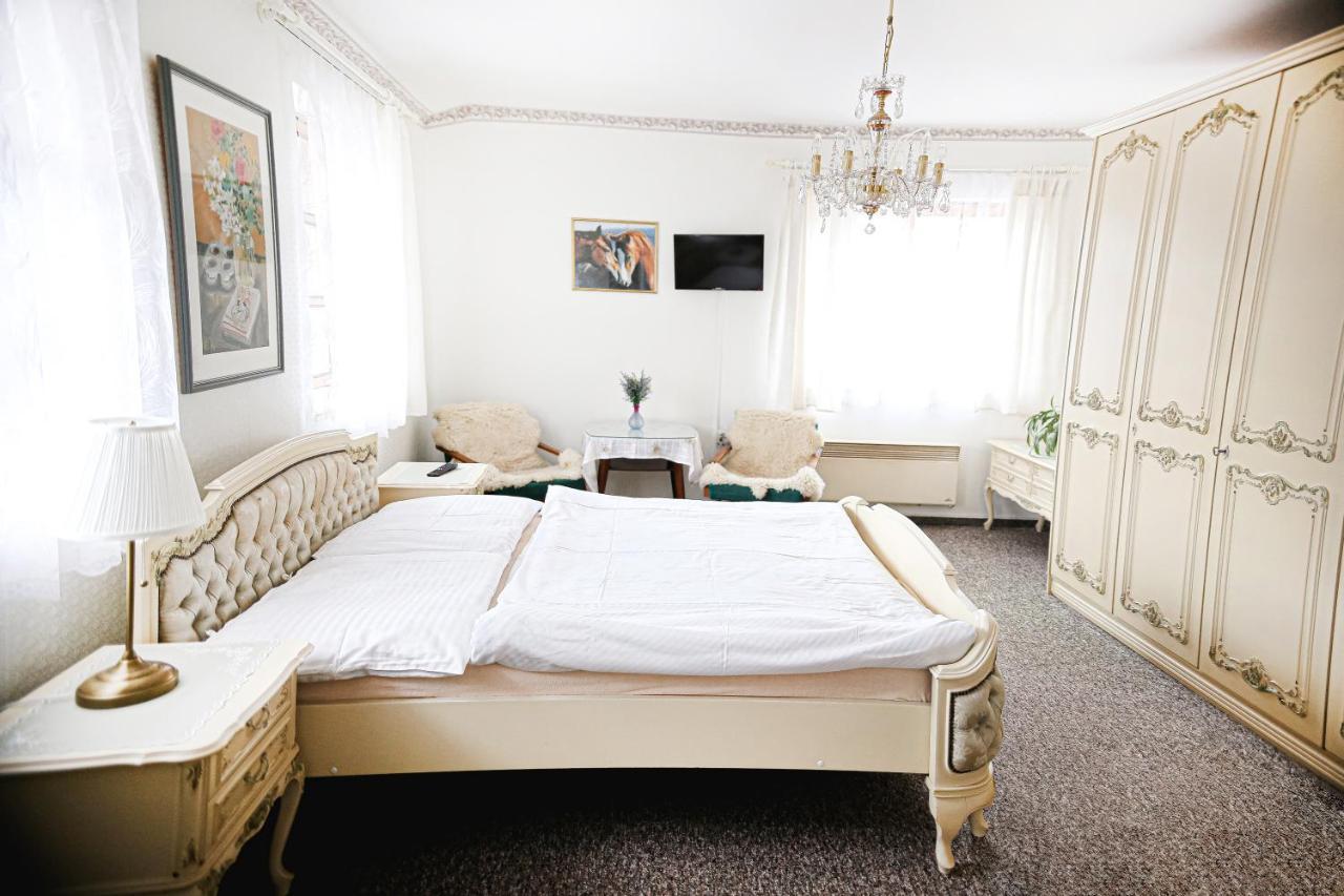 Hotel Staj Newport Domasłowice Dolne Zewnętrze zdjęcie